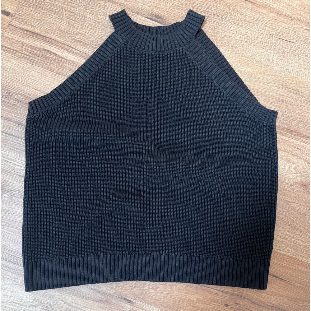 Old Navy halter neck sweater, size L - Picture 2 of 4